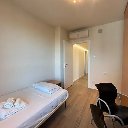 Terrazza Centroparco - 10 Minutes From Milan! * Segrate