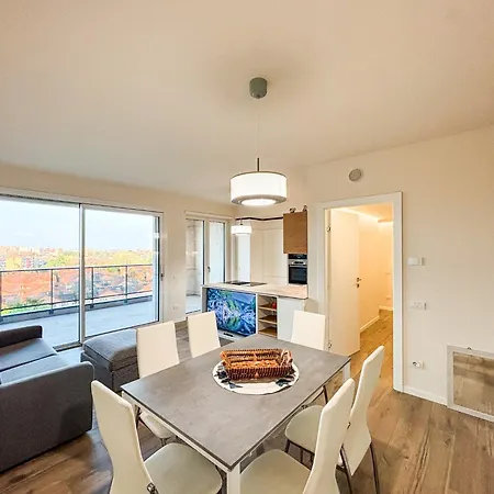 Terrazza Centroparco - 10 Minutes From Milan! Apartmán