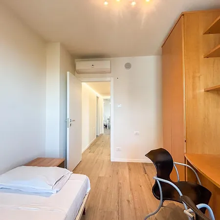 Terrazza Centroparco - 10 Minutes From Milan!