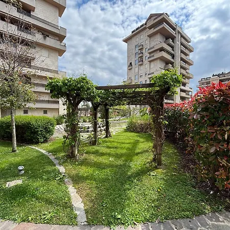 Terrazza Centroparco - 10 Minutes From Milan! *